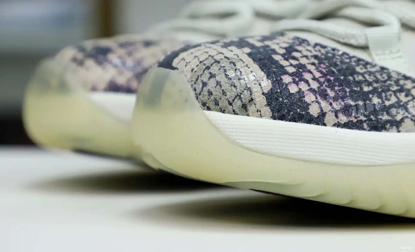 LIGHT BONE LOW SNAKESKIN 11 JORDAN AIR 0614